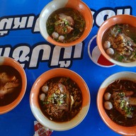 เมนูของร้าน อึ่งอบโอ่ง ณ ดอยสกาด