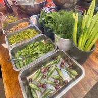 ขนมจีนลูกชิ้นตัก เมเจอร์เพชรเกษม