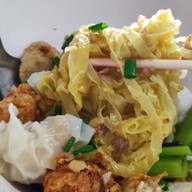 ย่งเส็งเจริญ ถนนโพธิ์กลาง