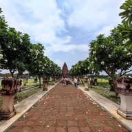 ปราสาทหินพนมรุ้งจำลอง