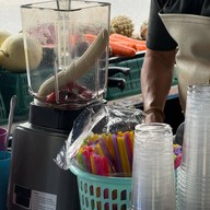 ผลไม้ปั่นหัวรั้ว