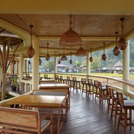 สะปันกลางนา