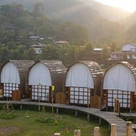 สะปันกลางนา