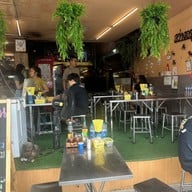 ก๋วยเตี๋ยวเนื้อ สว่างอรุณ (โชคชัย4)