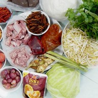 เกี๊ยว & โก๊