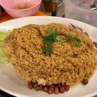 เหลาเหลา อารีย์