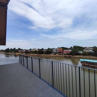 The Summer House สาขา 2