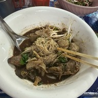 ร้านอุดมโภชนา ก๋วยเตี๋ยวเรือสูตรอยุธยา