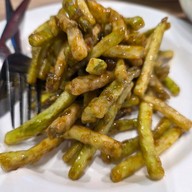 เกี๊ยวจีน-โต๊ะกลม พระรามเก้า Lotus’s Eatery True Digital Park