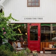 Under the tree อุดรธานี (Udon Thani)