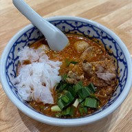 ร้านก๋วยเตี๋ยวเรือแม่พุด byแบซ้อล ร้านก๋วยเตี๋ยวเรือแม่พุด byแบซ้อล