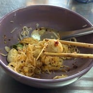 ก๋วยเตี๋ยวลูกชิ้นปลาคุณหมวย