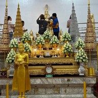 วัดเพชรสมุทรวรวิหาร