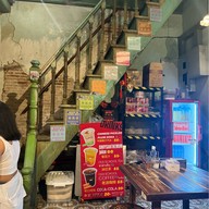 โรงกลั่นเนื้อ ทรงวาด