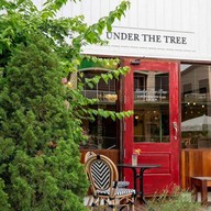 Under the tree อุดรธานี (Udon Thani)