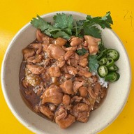 เชฟก๊อง ข้าวหน้าไก่ พูนเลิศ