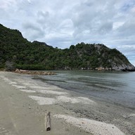 La Isla Pranburi Beach Resort