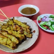 หมูสะเต๊ะ เฮียแกละ