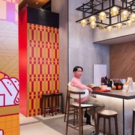 Pot Master Canton ClayPot Rice 煲师傅老广煲仔饭 วัน แบงค็อก