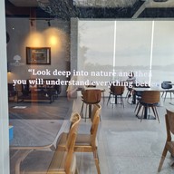 Hidden House Cafe & Bistro