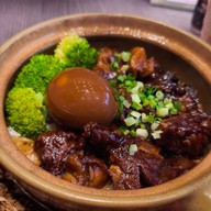 Pot Master Canton ClayPot Rice 煲师傅老广煲仔饭 วัน แบงค็อก