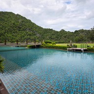 La Isla Pranburi Beach Resort