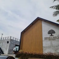 Hidden House Cafe & Bistro