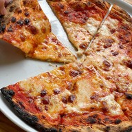 Pizzeria Mazzie Ekkamai