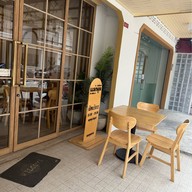 ร้านก๋วยเตี๋ยวเรือแม่พุด byแบซ้อล ร้านก๋วยเตี๋ยวเรือแม่พุด byแบซ้อล