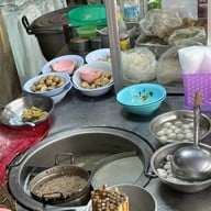 ก๋วยเตี๋ยวลูกชิ้นปลาคุณหมวย