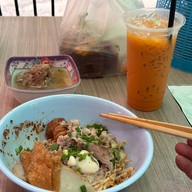 ก๋วยเตี๋ยวป้าจุกบางโพ