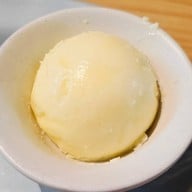 Pancake Velvet & Bacon (190 บาท+)