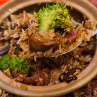 Pot Master Canton ClayPot Rice 煲师傅老广煲仔饭 วัน แบงค็อก