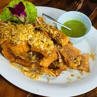 ลุงแว่นปลาแม่น้ำ (เจ้าแรก) -