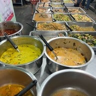 ข้าวแกง เจ๊หล้า