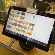 เครปบุฟเฟ่ต์ไส้ทะลักพับไม่ได้ สาขาสามชัย