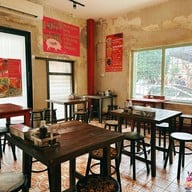 โรงกลั่นเนื้อ ทรงวาด