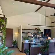 จูน เขาใหญ่