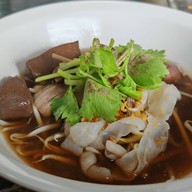เมนูของร้าน ระตะมา ก๋วยเตี๋ยวเป็ดพะโล้ ซุปเปอร์ขาไก่สูตรต้นตำรับ หัวหิน