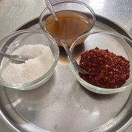 ก๋วยเตี๋ยวเนื้อตุ๋น-หมูตุ๋นบางกรวย