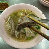 ลูกชิ้นศรีย่าน ตลาดศรีย่าน (ไม่มีสาขา) ตลาดศรีย่าน