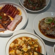 เมนูของร้าน LT Fish Restaurant Central Eastville