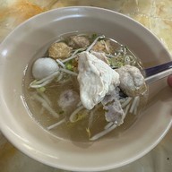 ตั้งหวังเจ๊ง ก๋วยเตี๋ยวแคะ(นายอ้วนเจ้าเก่า)