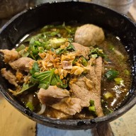 เมนูของร้าน เตี๋ยวตกกะลา