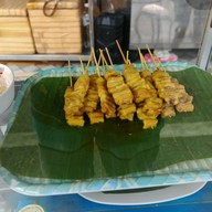 ระตะมา ก๋วยเตี๋ยวเป็ดพะโล้ ซุปเปอร์ขาไก่สูตรต้นตำรับ หัวหิน