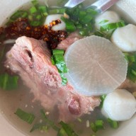 ก๋วยเตี๋ยวปากหม้อบาทเดียว  บางคล้า (ข้างกรมที่ดิน)