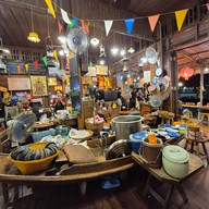 บรรยากาศ เตี๋ยวตกกะลา