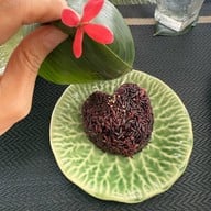 อ้อยหวานอาหารไทยโบราณริมน้ำ