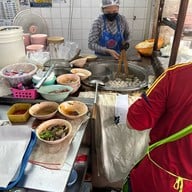 ลูกชิ้นศรีย่าน ตลาดศรีย่าน (ไม่มีสาขา) ตลาดศรีย่าน