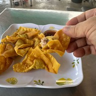 บะหมี่เกี๊ยวกุ้งธนพร